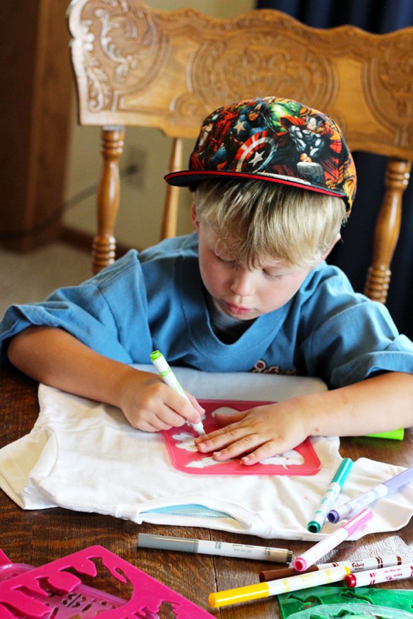 How To Decorate T-Shirts with Your Budding Artists! | Welcome To Nana's