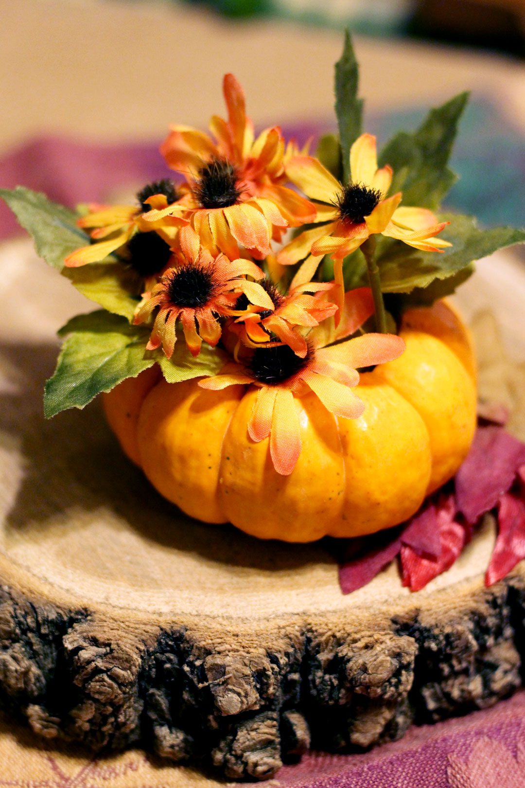 Make easy Thanksgiving table decorations or favors from miniature ...