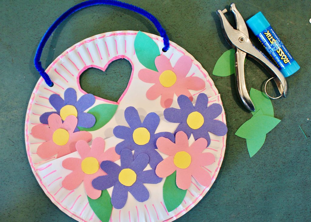 Easy DIY Paper Plate May Baskets (4 Ways!) are an easy way to bring joy to those around you! Choose your favorite, and share with your neighbors! | Welcome to Nana's #May #Baskets #Paper #plate #craft #kids #gift #DIY #Easy #4Ways #Tutorial