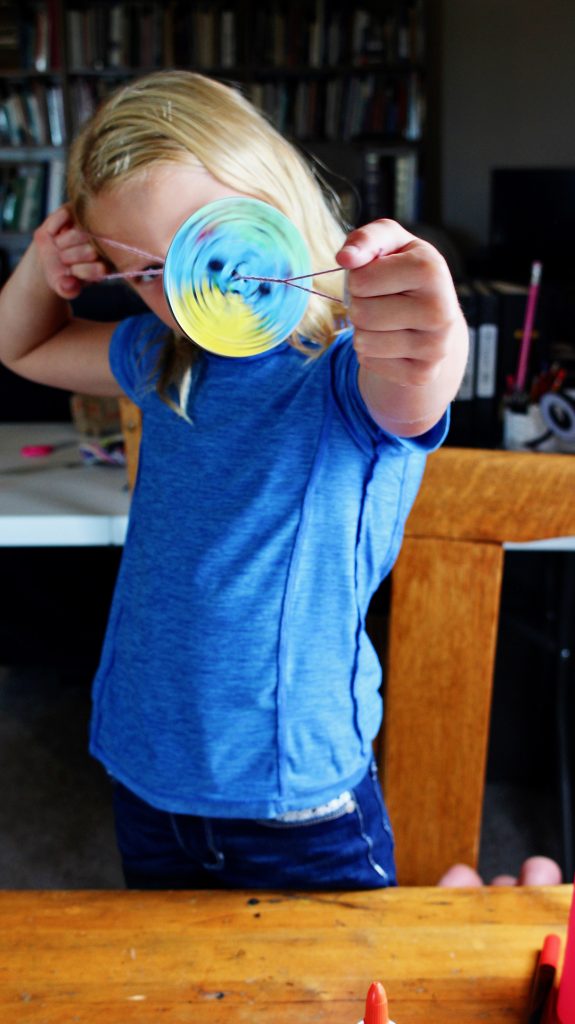 How to Make a Paper Whirligig is the perfect fast and easy craft idea for kids to pull out of the hat in a moment’s notice.