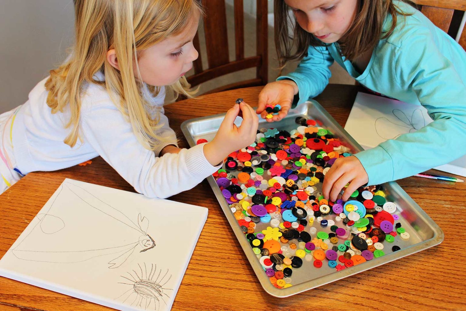 DIY Button Art On Canvas | Welcome To Nana's
