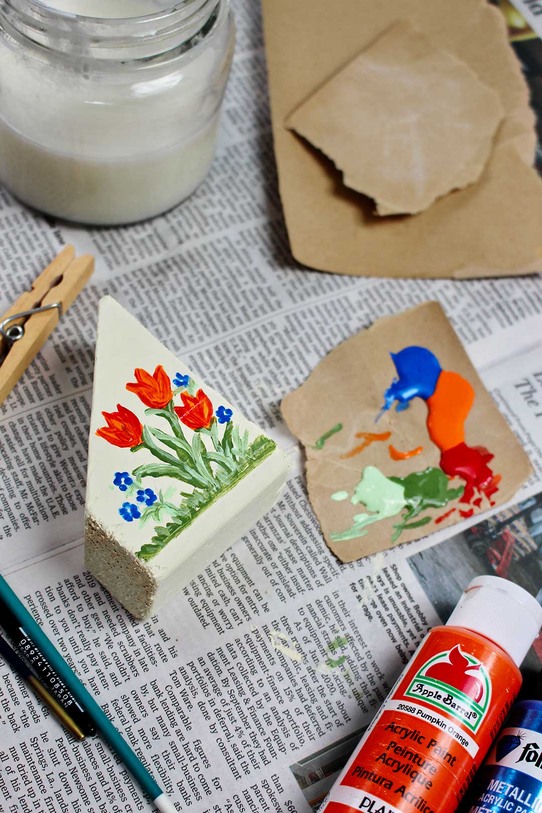 Completed recipe card block painted with red tulips.