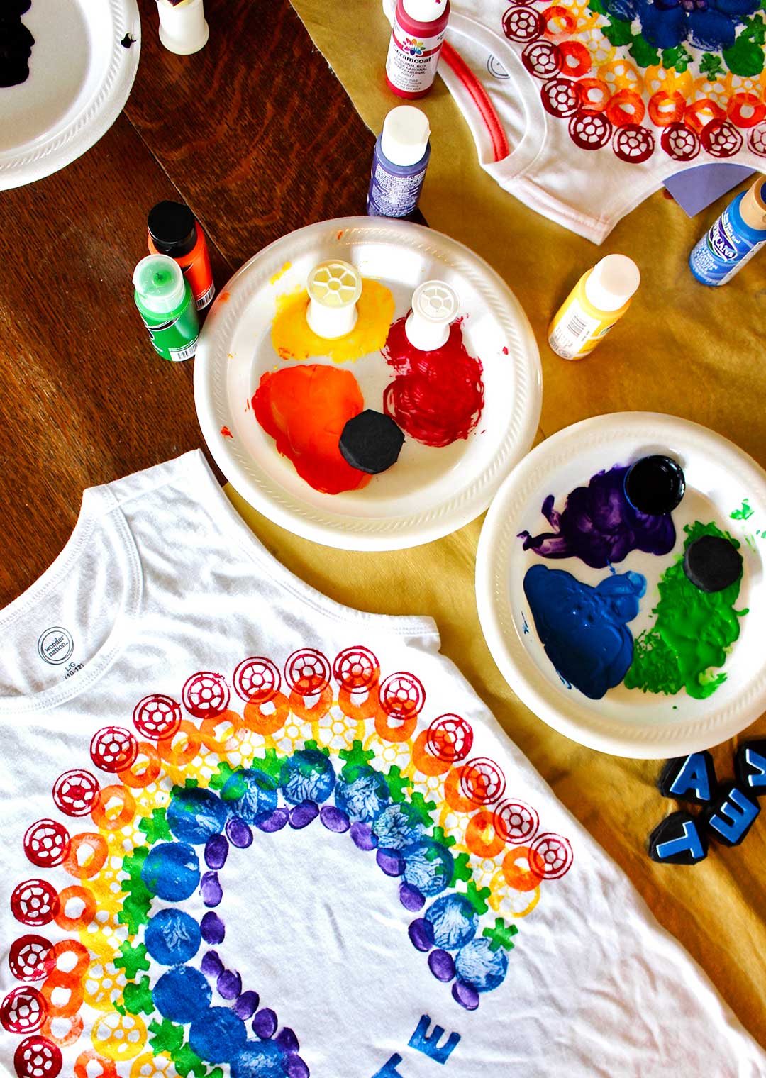 DIY Summer Rainbow Party full of ideas - THE place for all things