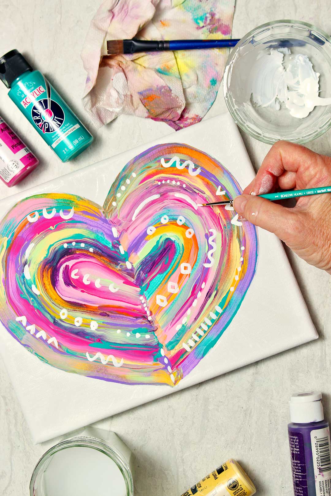 https://welcometonanas.com/wp-content/uploads/2022/07/DIY-Easy-Abstract-Heart-Painting-7.jpg