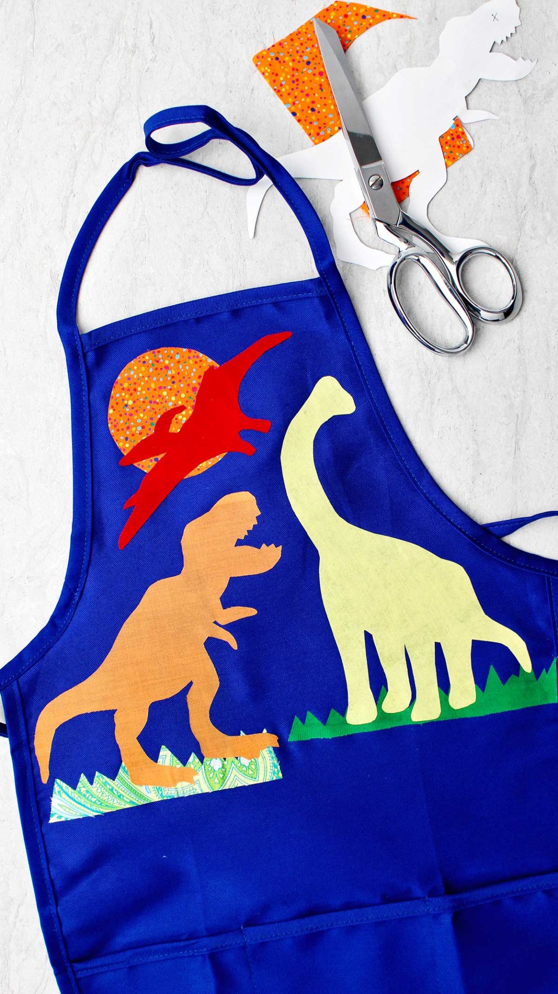 Learn No Sew Applique Technique with an Easy Kids Apron To Nana's