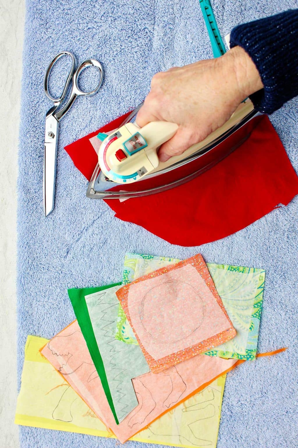 Learn No Sew Applique Technique with an Easy Kids Apron To Nana's