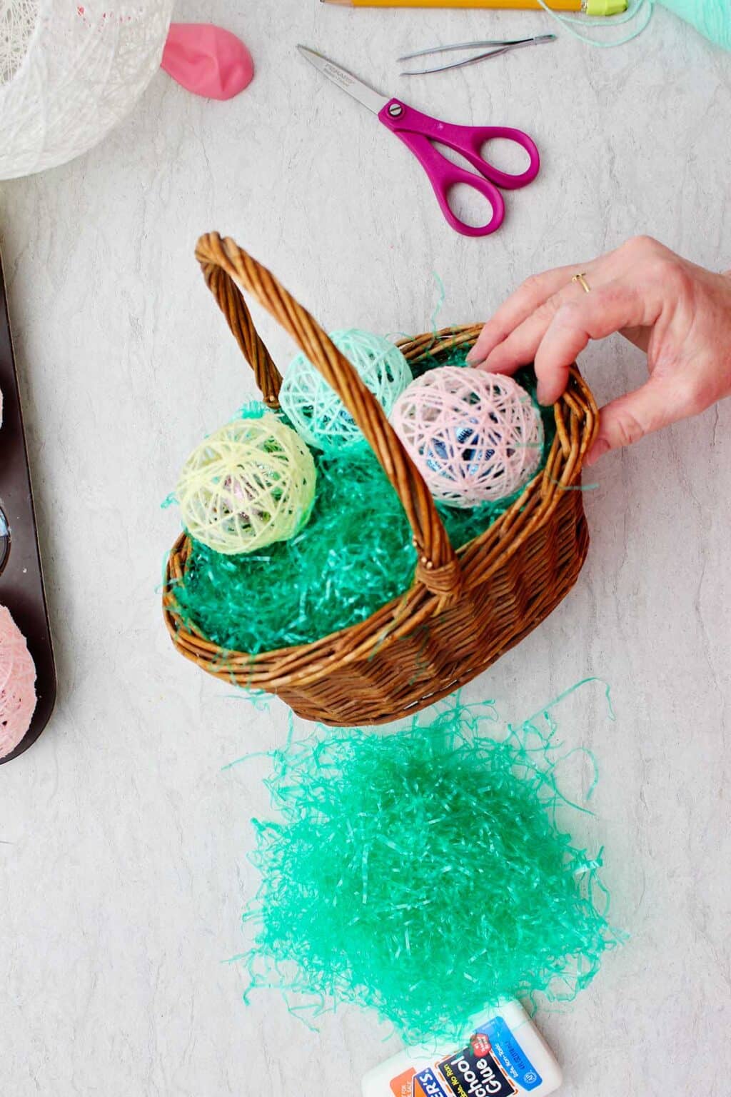 How to Make String Eggs for Easter Gifts & Decor To Nana's
